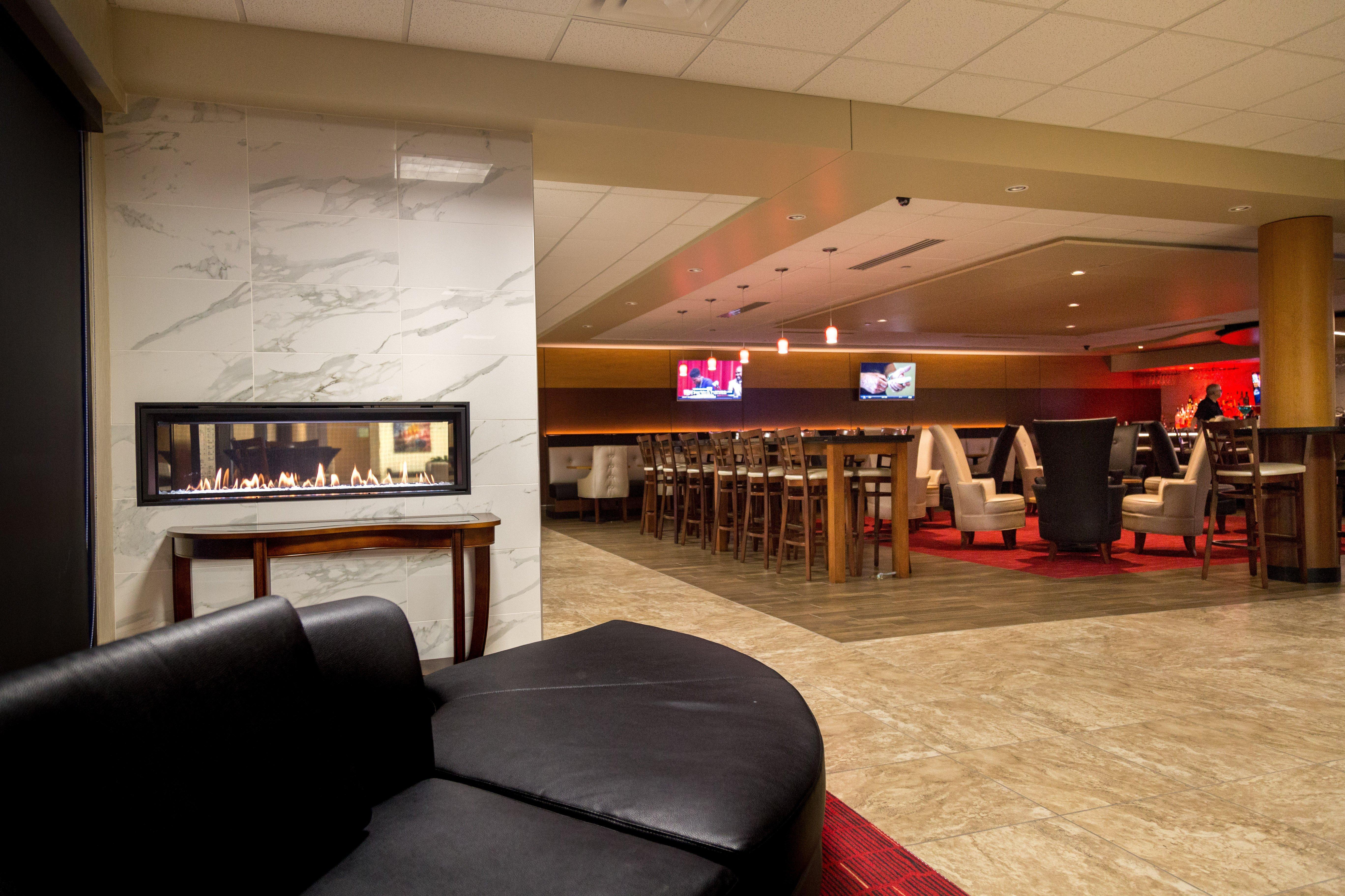 Holiday Inn Des Moines-Airport Conf Center By Ihg Zewnętrze zdjęcie