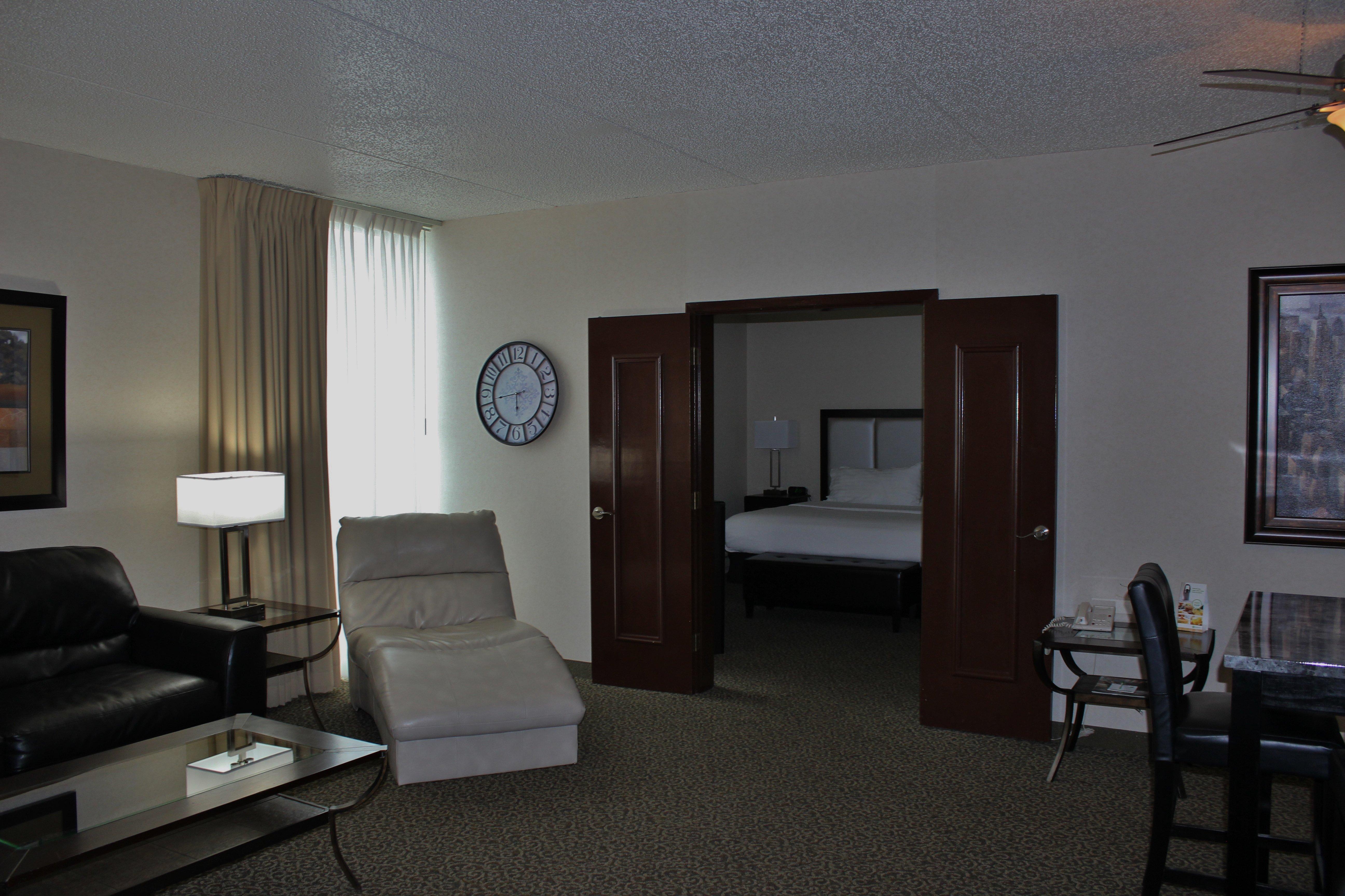 Holiday Inn Des Moines-Airport Conf Center By Ihg Zewnętrze zdjęcie