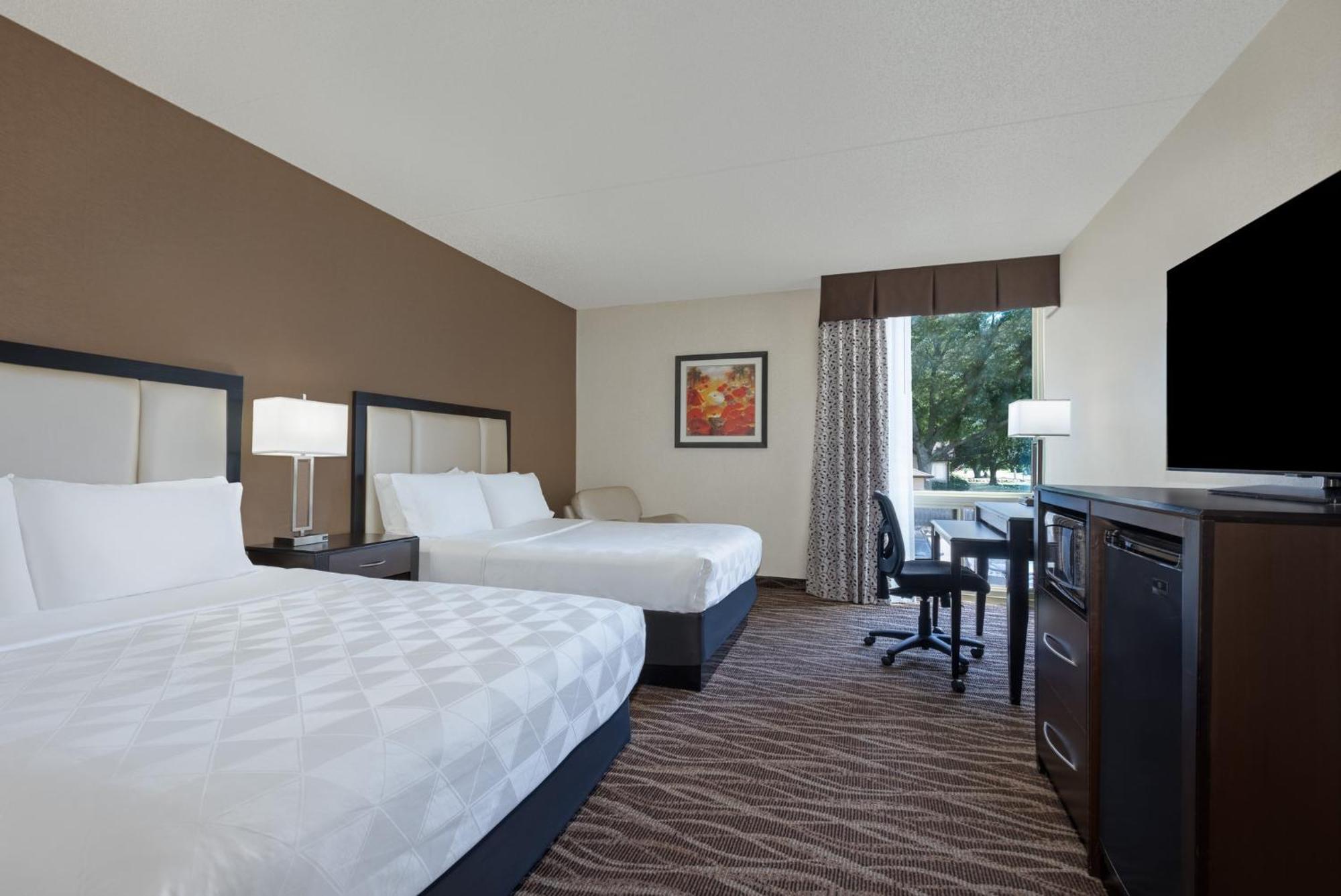 Holiday Inn Des Moines-Airport Conf Center By Ihg Zewnętrze zdjęcie
